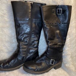 Rieker black leather zip up boots
